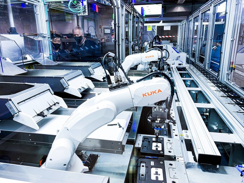 Production line for COVID-19 diagnostic tests: Bosch Australia orders 144 KUKA robots for Ellume